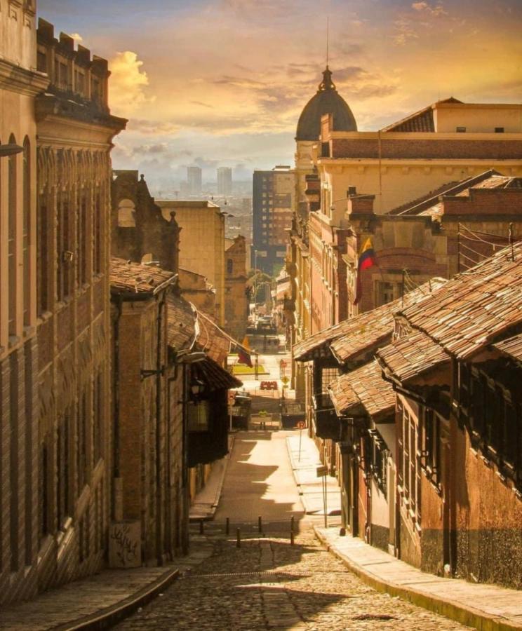 Casa Artistica Candelaria Bogota Bagian luar foto